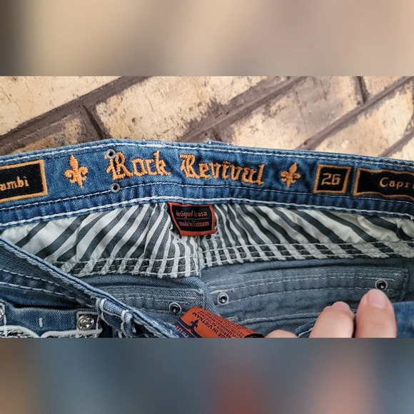 C - Rock Revival Bambi Capri jeans - Picture 5 of 5